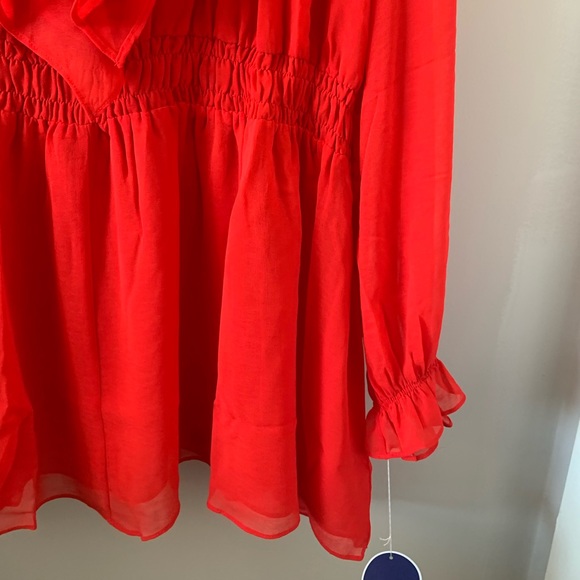 NWT / STUNNING / Red / Long Sleeve / Billowy / Blouse - Picture 6 of 10